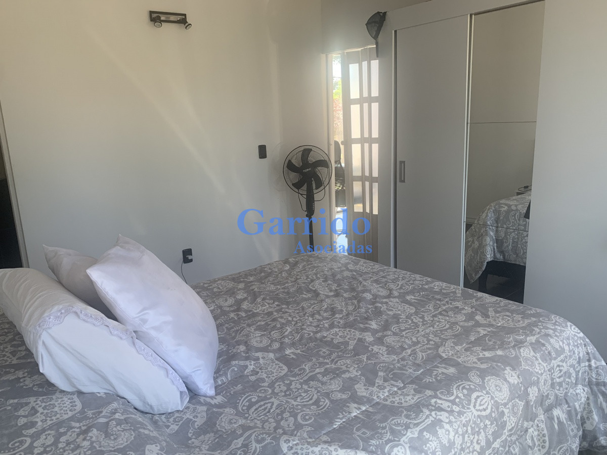 Casa ID.3346 - Oportunidad!!! Vendo dos casas  en un padrón , mansa