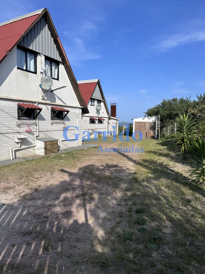 Casa ID.3607 - Vendo y Complejo cabañas en punta del diablo