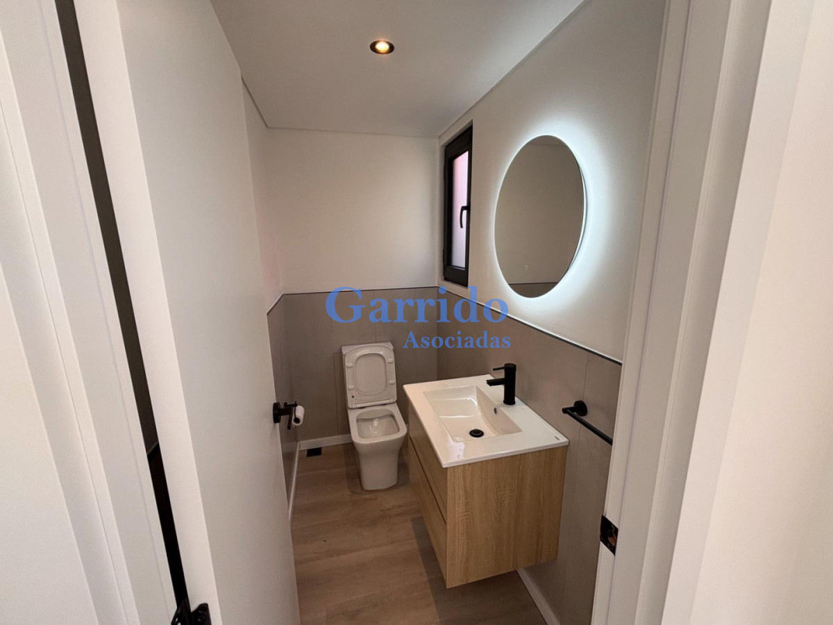 Casa ID.3733 - Chalet  a estrenar , barrio Córdoba 