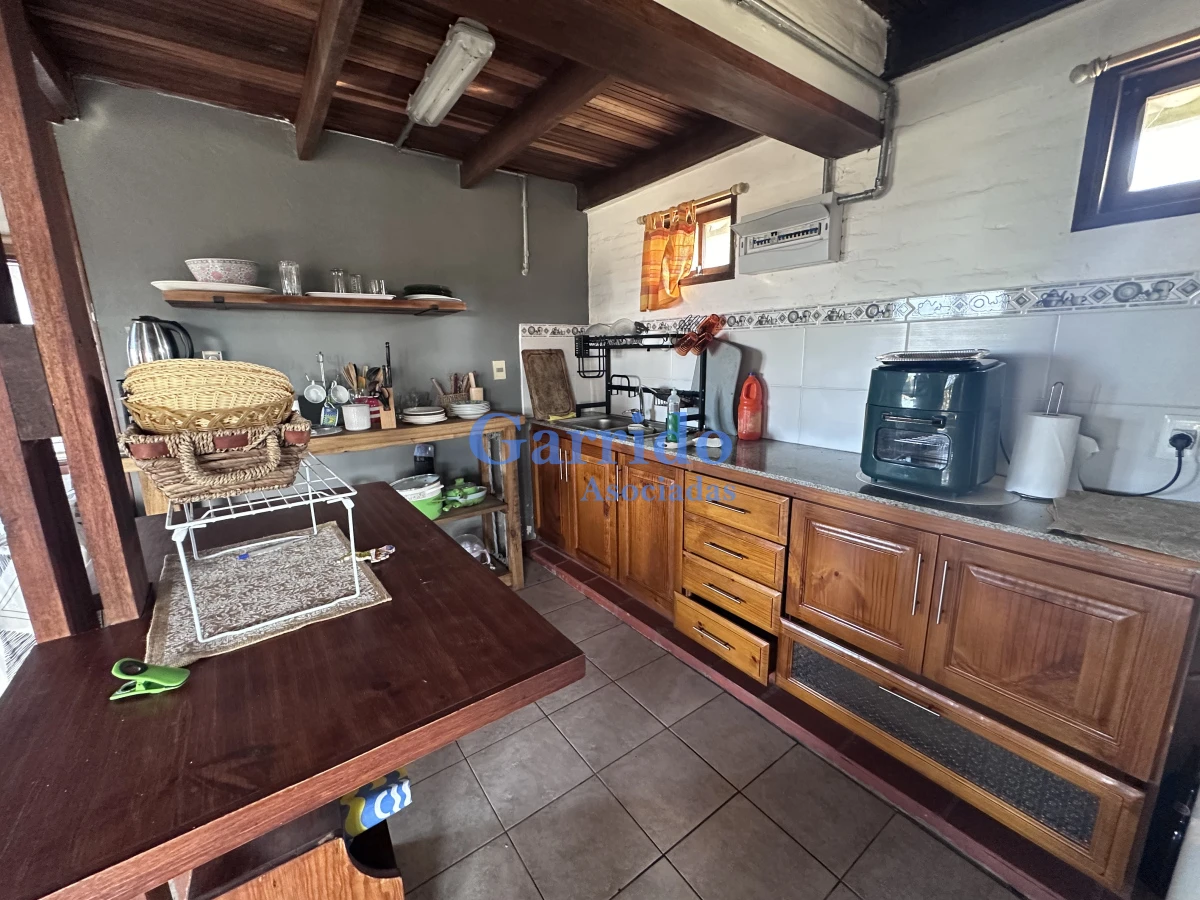 Casa ID.3607 - Vendo y Complejo cabañas en punta del diablo