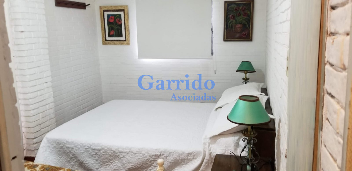 Casa ID.1784 - Vendo excelente chalet , a 50 mtrs del mar