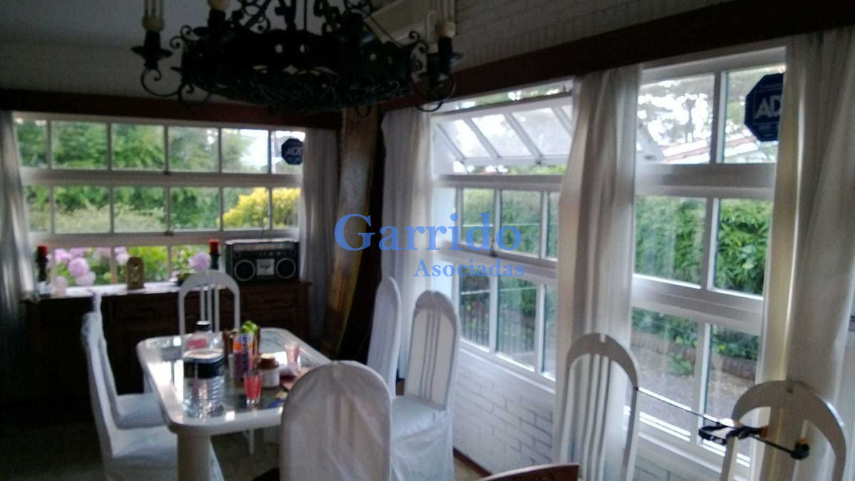 Casa ID.3055 - Vendo Casa Zona  Paradas, 3 Dorm 3 Baños Ref 699