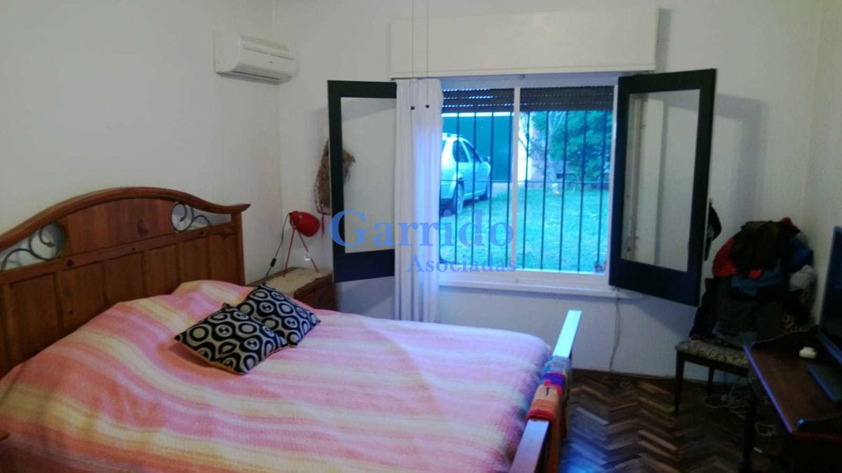 Casa ID.3055 - Vendo Casa Zona  Paradas, 3 Dorm 3 Baños Ref 699