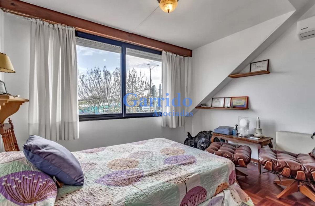 Casa ID.3518 - Casa venta y alquiler anual