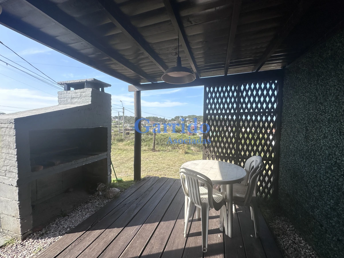 Casa ID.3607 - Vendo y Complejo cabañas en punta del diablo