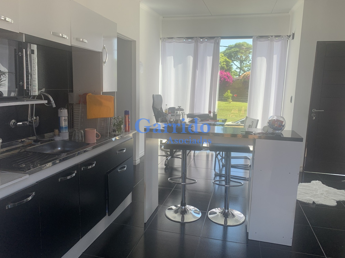 Casa ID.3346 - Oportunidad!!! Vendo dos casas  en un padrón , mansa