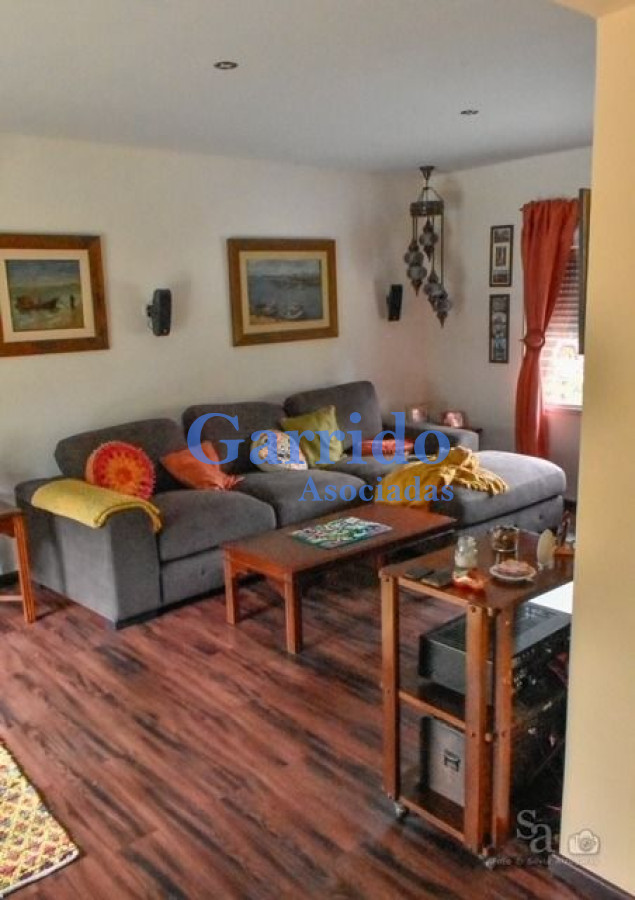 Casa ID.3067 - Vendo Casa A Pasos De Av Roosevelt , 2 Dorm 2 Baños,ref  697