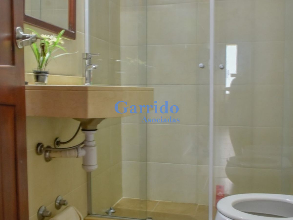 Casa ID.3067 - Vendo Casa A Pasos De Av Roosevelt , 2 Dorm 2 Baños,ref  697