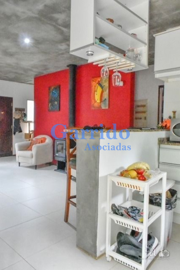 Casa ID.3067 - Vendo Casa A Pasos De Av Roosevelt , 2 Dorm 2 Baños,ref  697