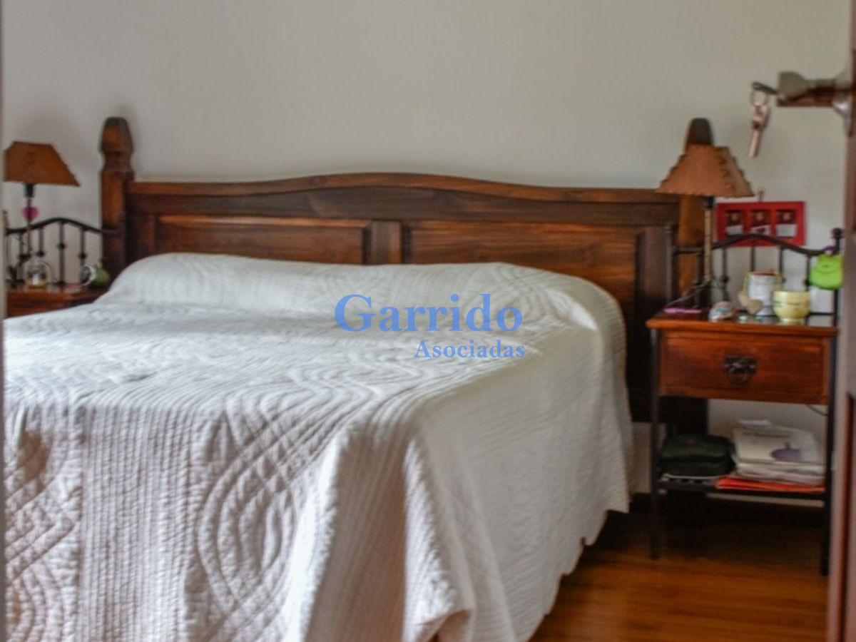 Casa ID.3067 - Vendo Casa A Pasos De Av Roosevelt , 2 Dorm 2 Baños,ref  697