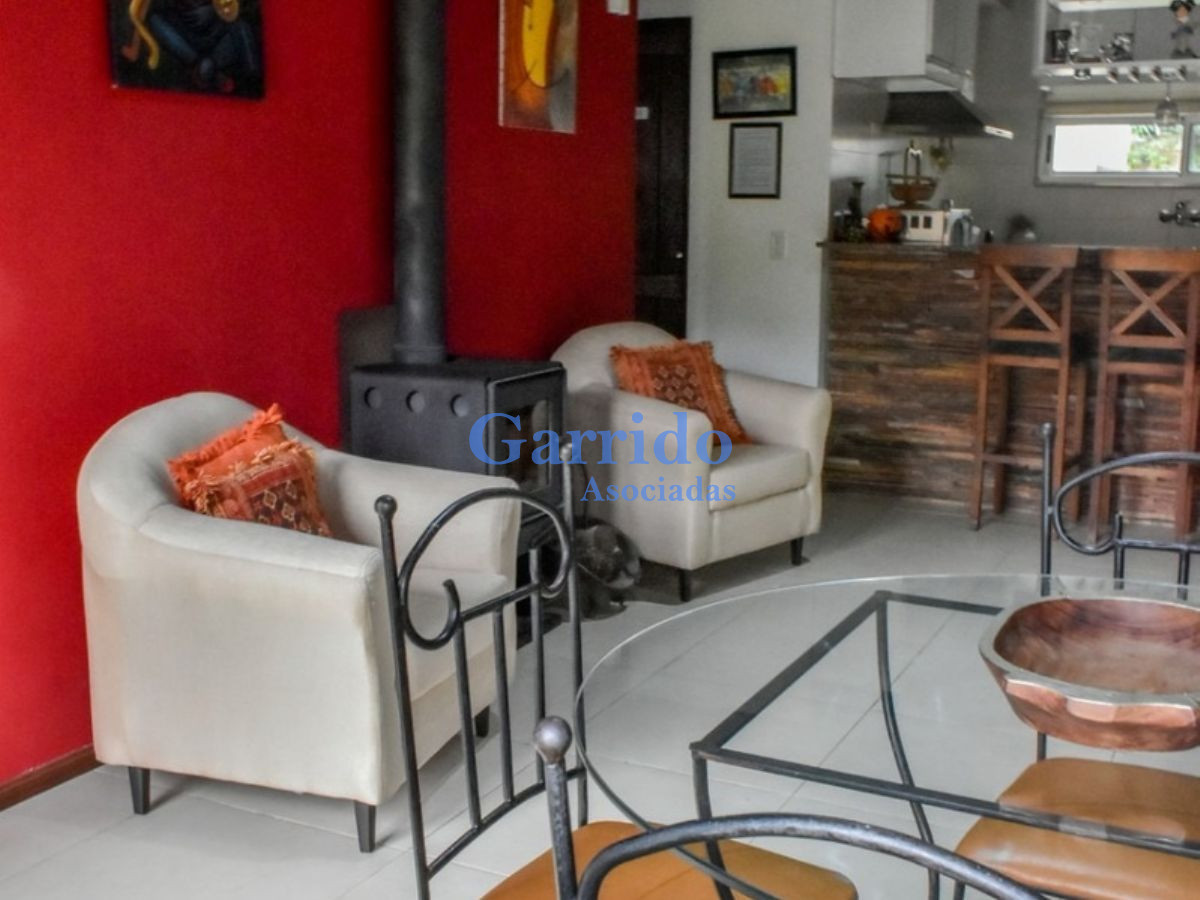 Casa ID.3067 - Vendo Casa A Pasos De Av Roosevelt , 2 Dorm 2 Baños,ref  697