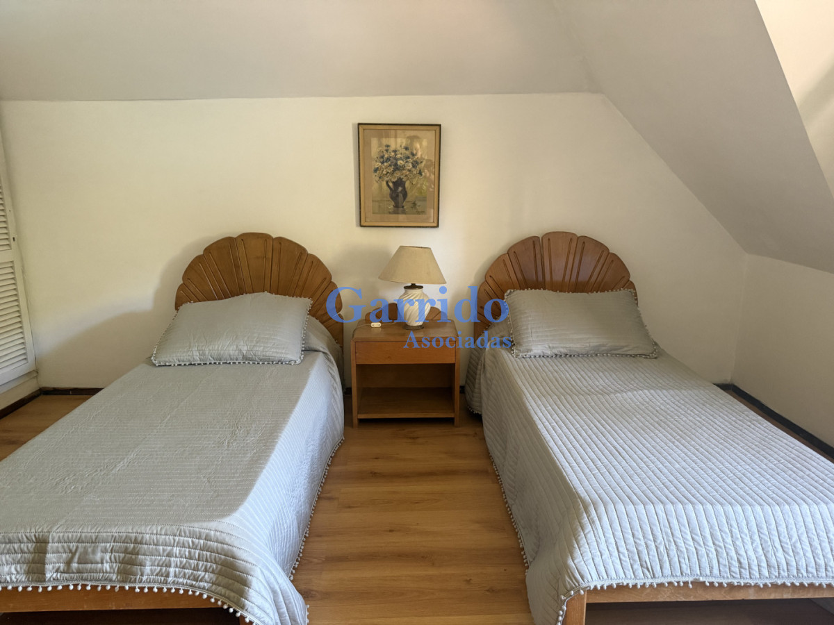 Casa ID.1537 - Alquilo Anual y temporada ,chalet , PDA 10 , 4 dorm en suite