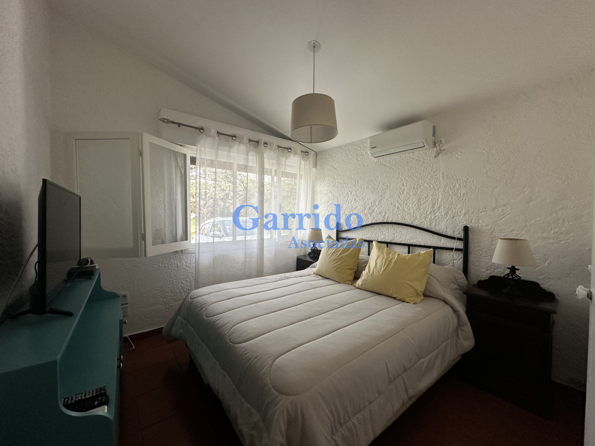 Casa ID.2059 - Muy linda casa a pasos de playa brava 