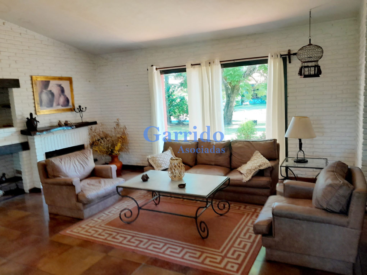 Casa ID.3421 - Casa a la venta 