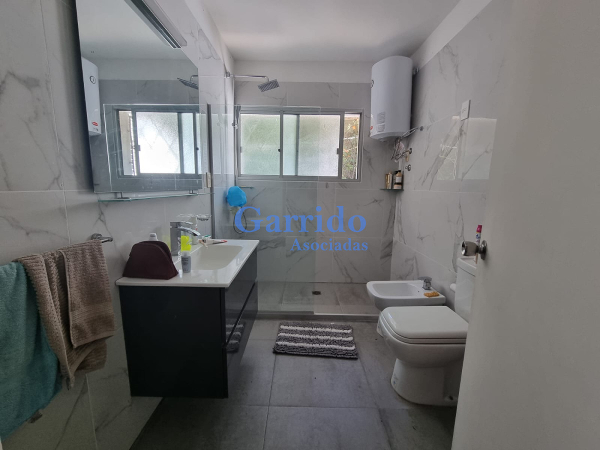 Casa ID.3368 - Hermoso Chalet a la Venta, Jardines de Cordoba