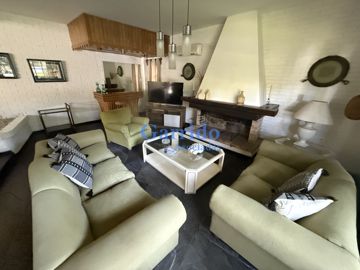 Casa ID.1537 - Alquilo Anual y temporada ,chalet , PDA 10 , 4 dorm en suite