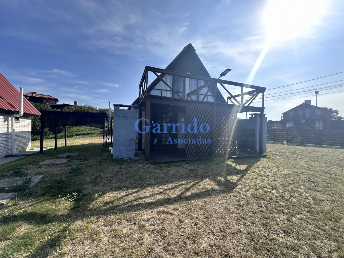 Casa ID.3607 - Vendo y Complejo cabañas en punta del diablo