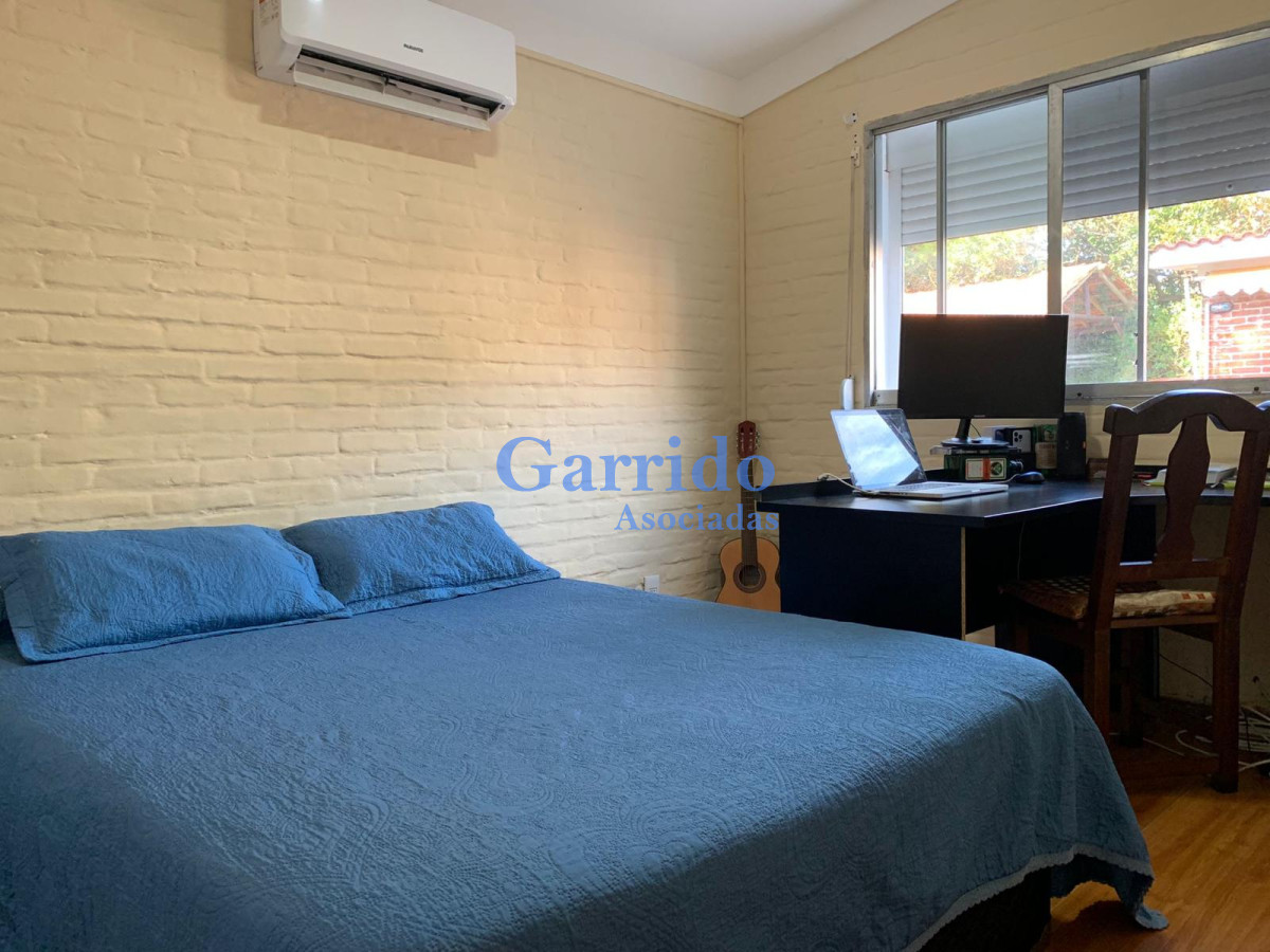 Casa ID.1742 - Vendo a mtrs del mar