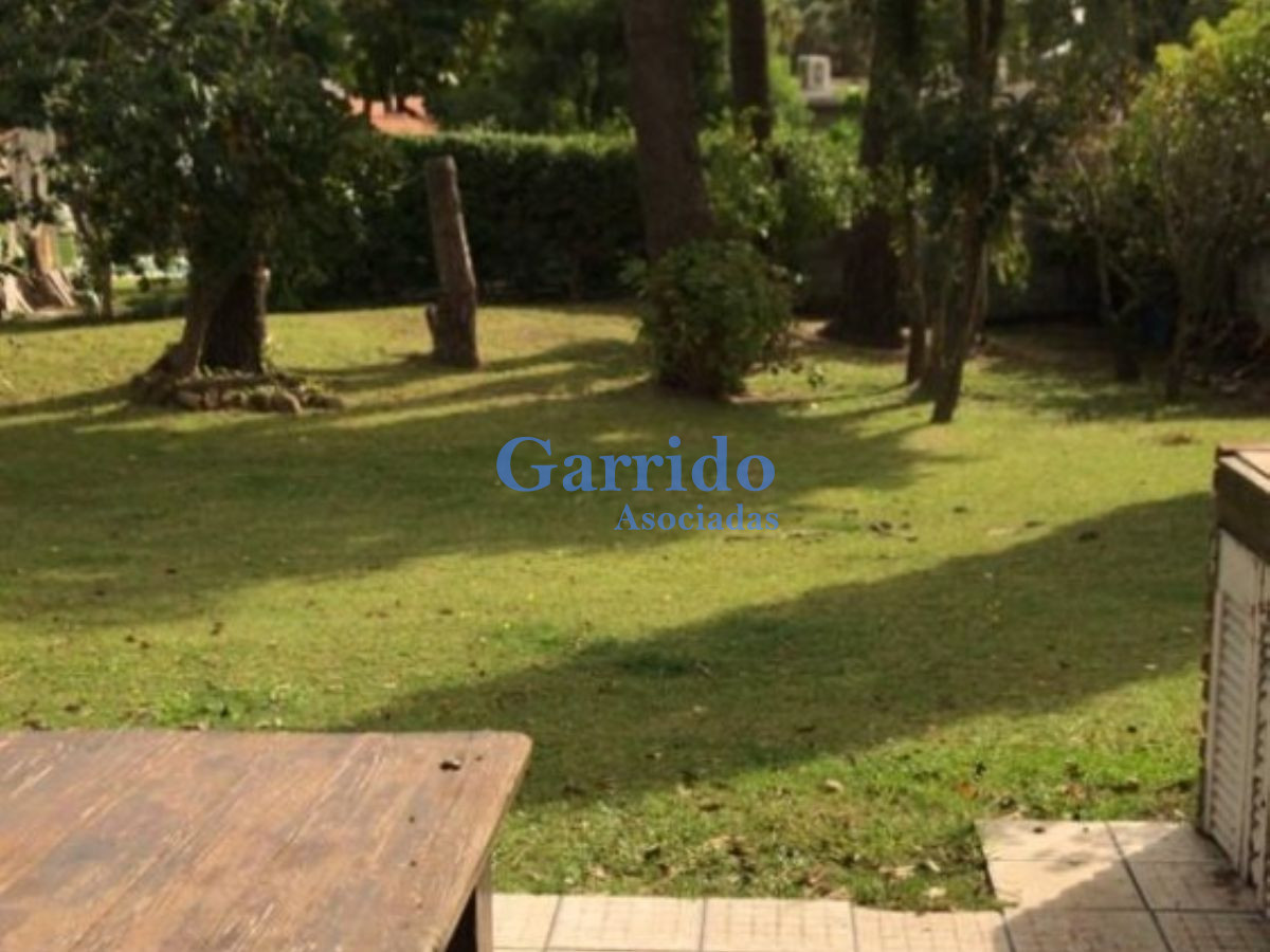 chalet de 4 dorm 3 baños parrillero , hermoso jardín. - gya3091c