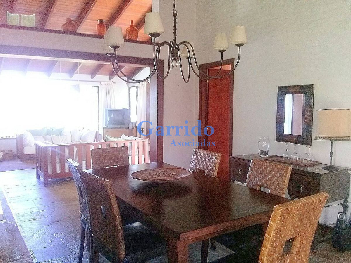 Casa ID.3093 - Casa 3 Dormitorios, Buena Vista, Buena Construcción Ref 673