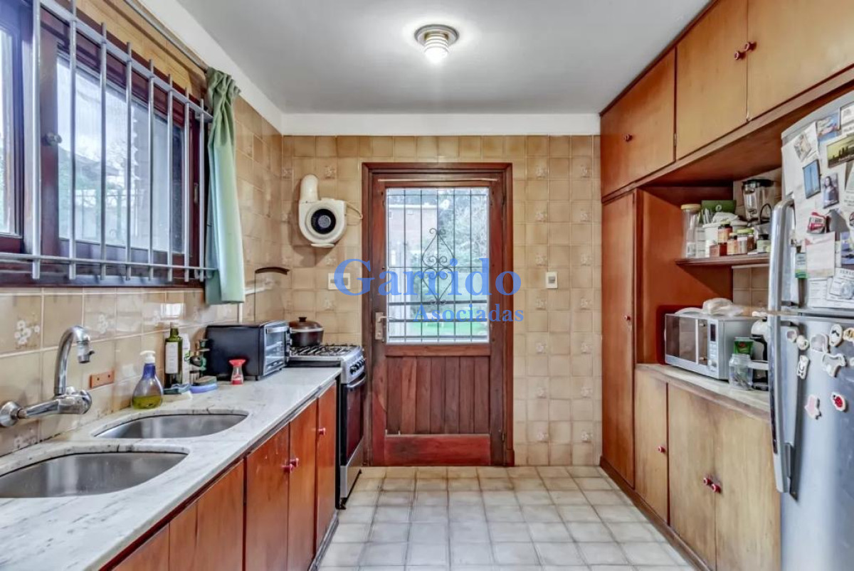 Casa ID.3518 - Casa venta y alquiler anual