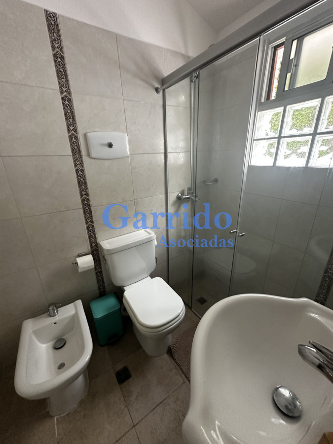 Casa ID.2059 - Muy linda casa a pasos de playa brava 