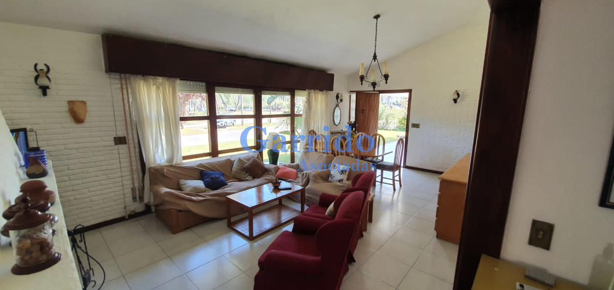 Casa ID.2142 - Vendo , 560 mtrs2.