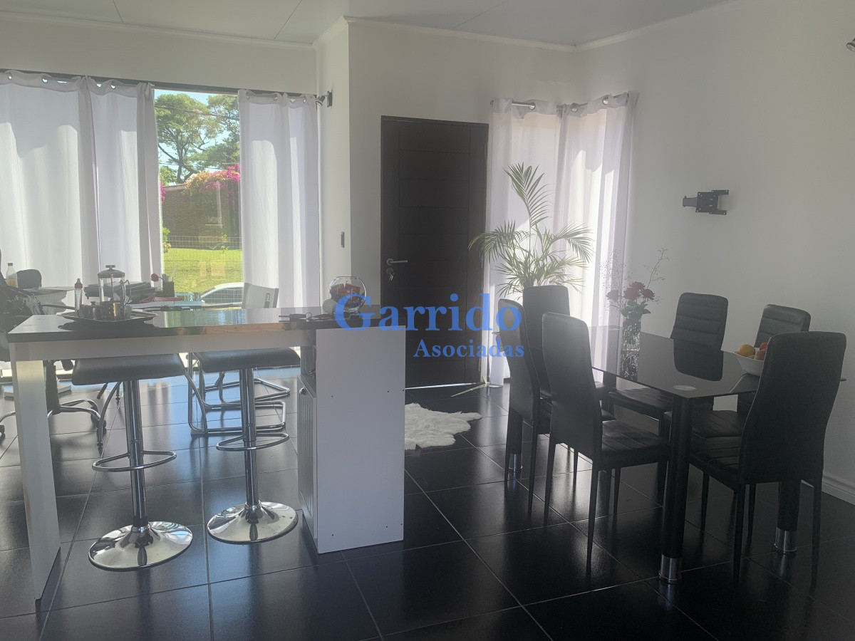Casa ID.3346 - Oportunidad!!! Vendo dos casas  en un padrón , mansa