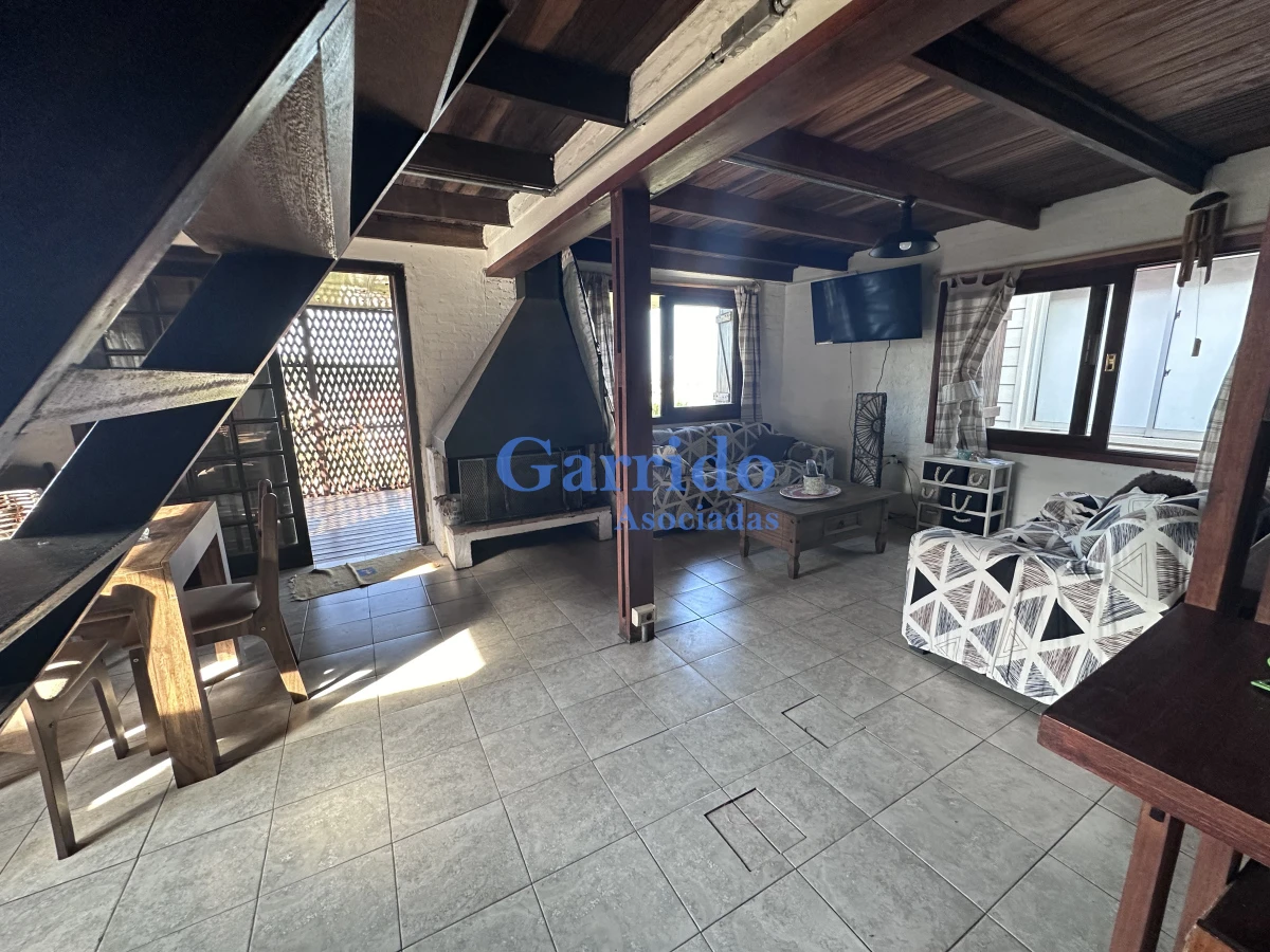 Casa ID.3607 - Vendo y Complejo cabañas en punta del diablo