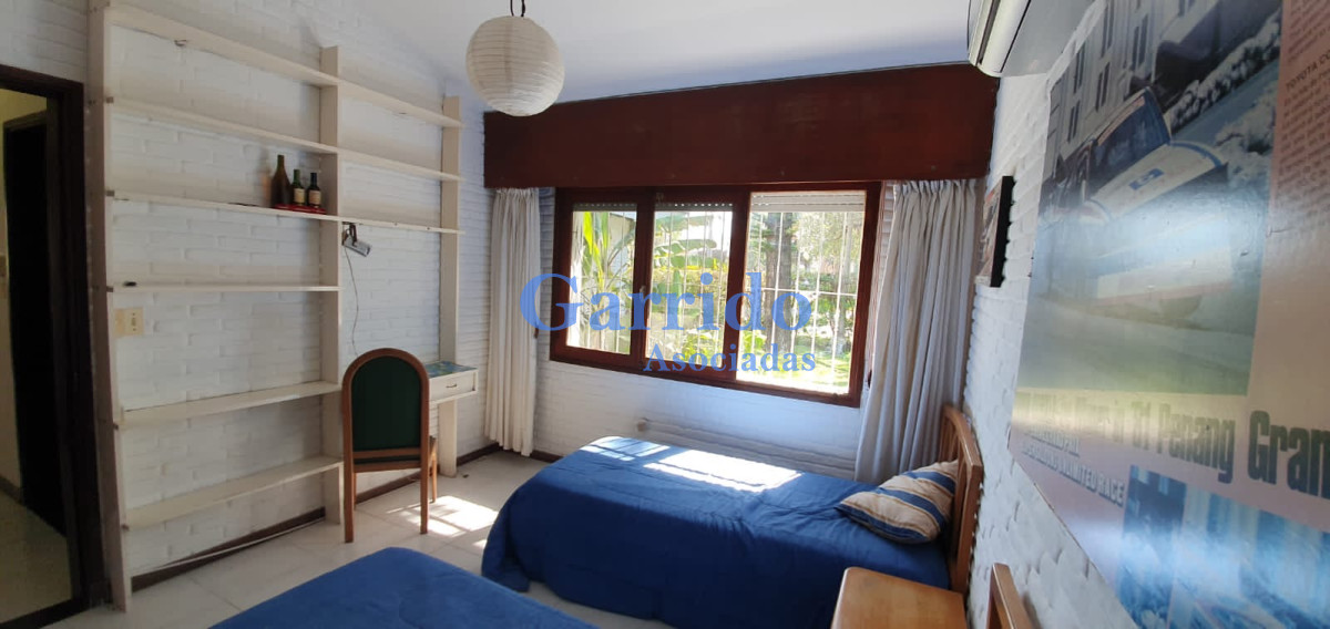 Casa ID.2142 - Vendo , 560 mtrs2.