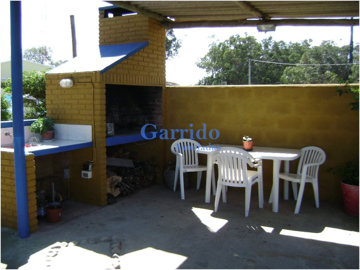 Casa ID.1633 - Casa en Manantiales, Punta Piedras
