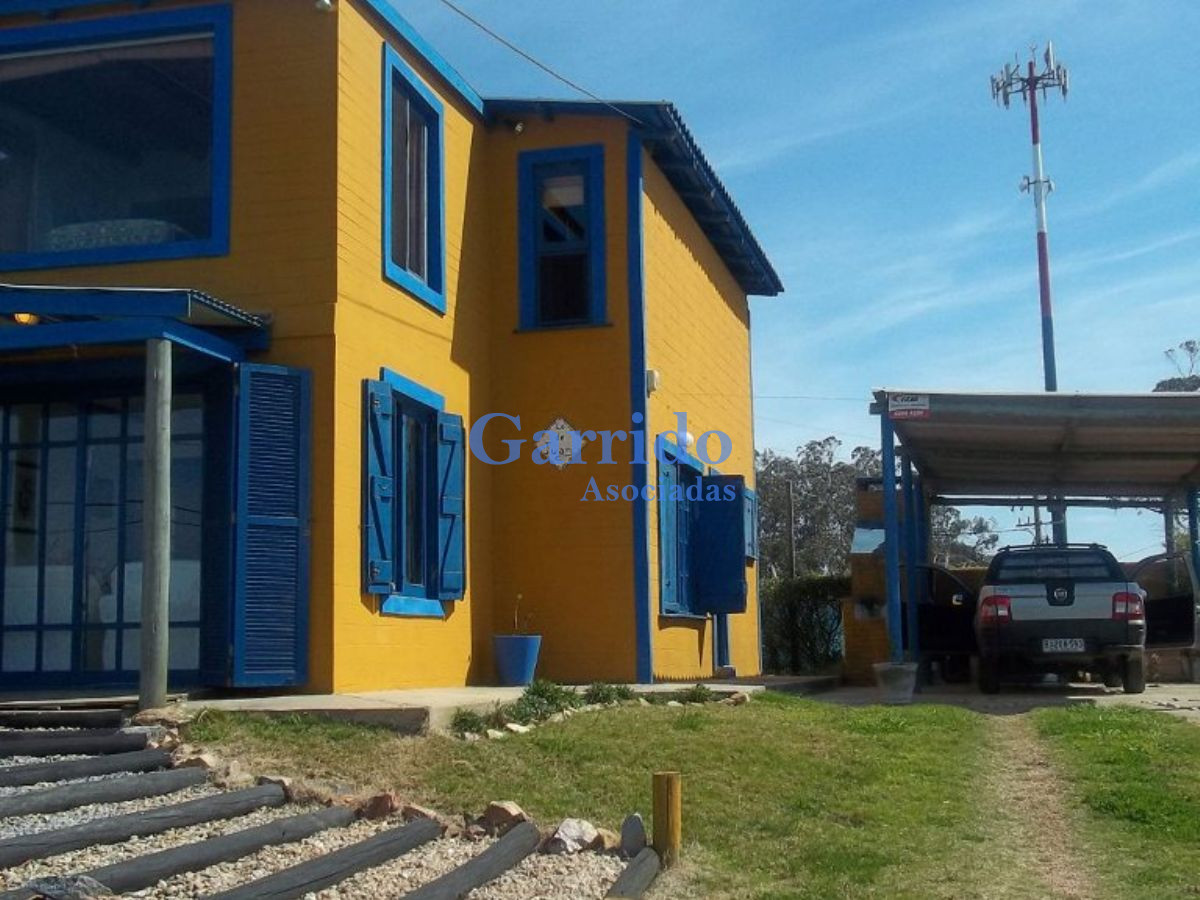 Casa ID.1633 - Casa en Manantiales, Punta Piedras