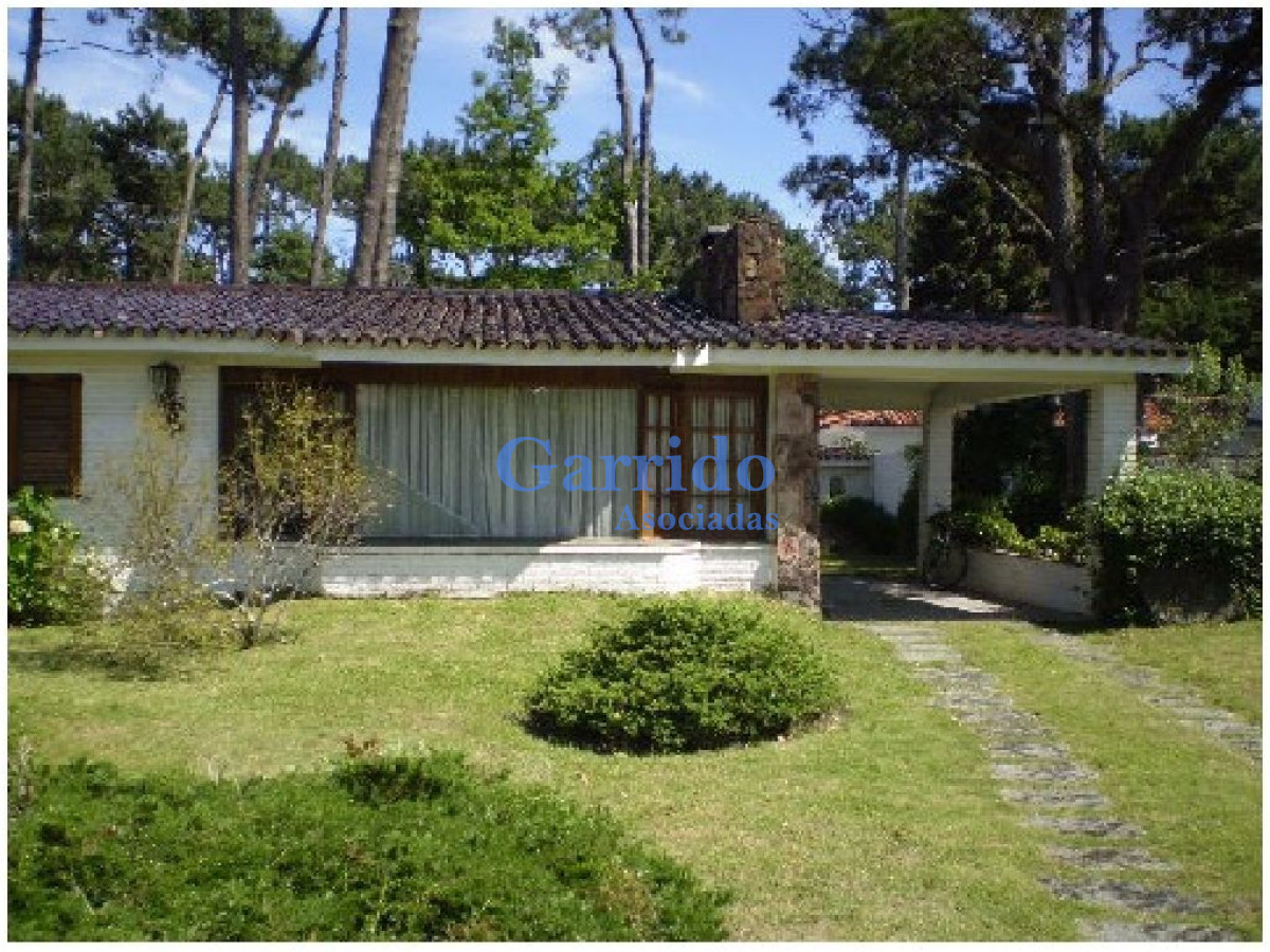 Casa ID.1541 - Alquilo casa en Punta