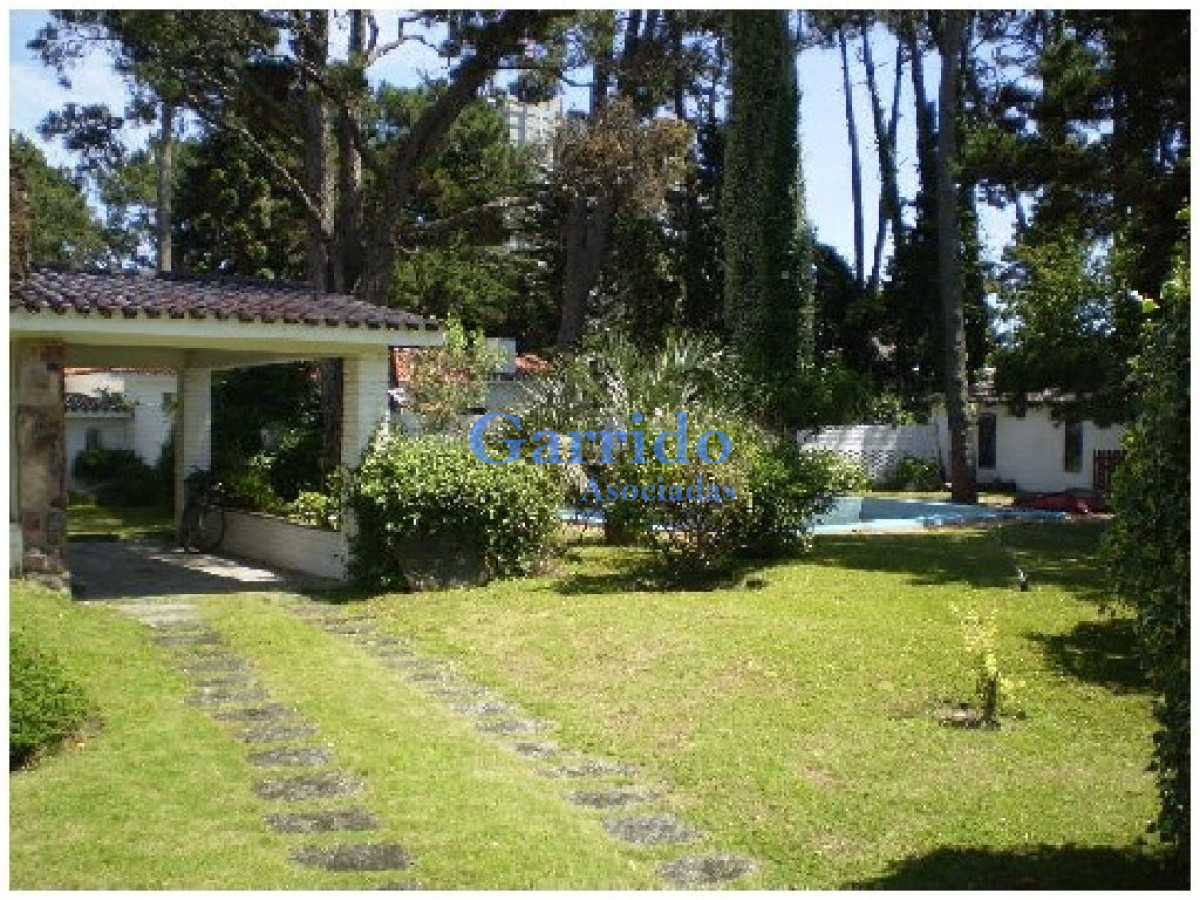 Casa ID.1541 - Alquilo casa en Punta