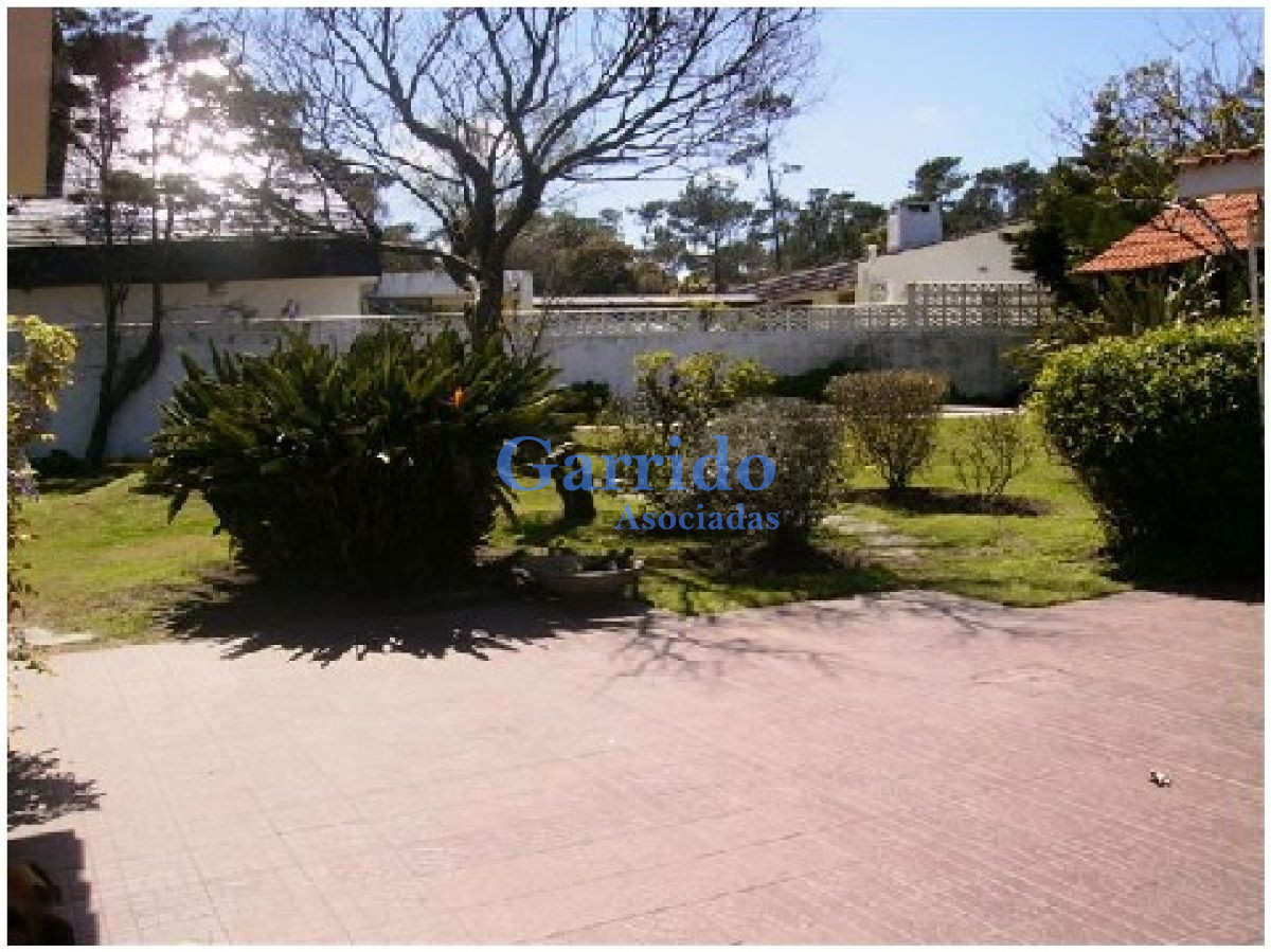 Casa ID.1742 - Vendo a mtrs del mar