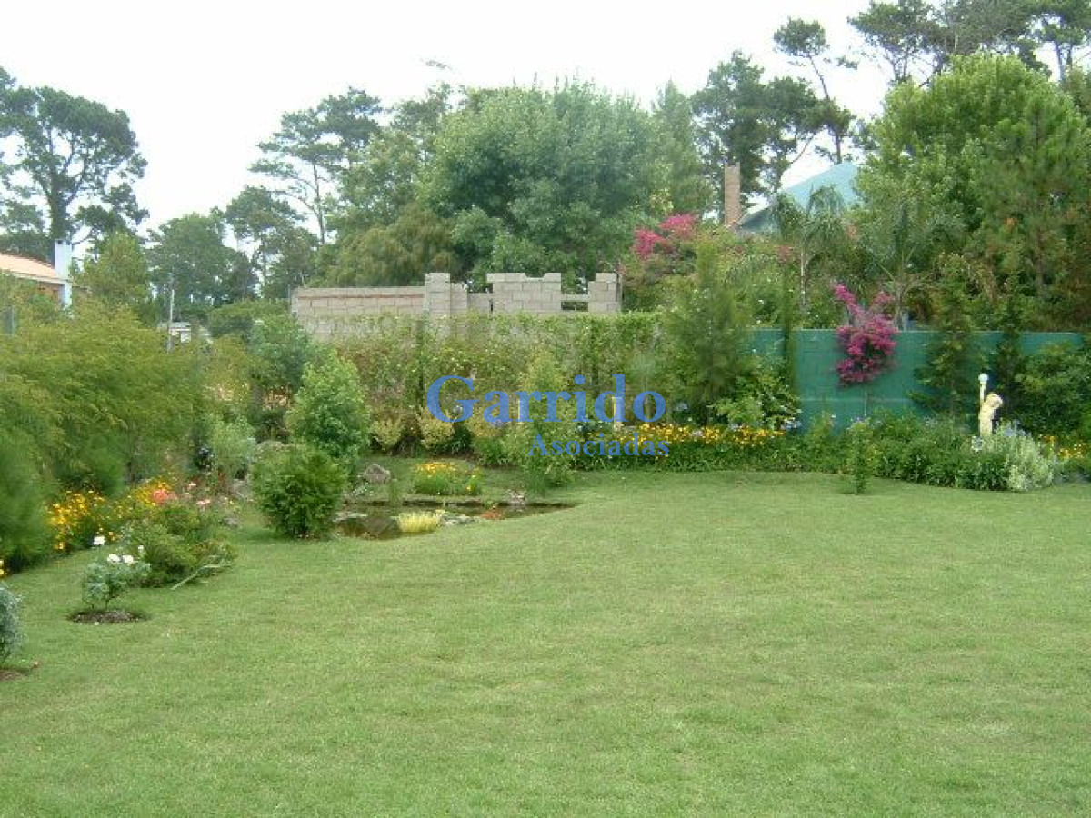 Casa ID.1566 - Casa en Punta del Este, Pinares