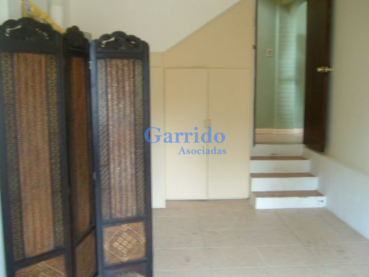 Casa ID.1566 - Casa en Punta del Este, Pinares