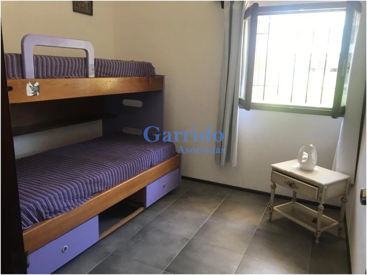 Casa ID.2000 - Alquilo Casa a 150 mtrs del mar de la brava