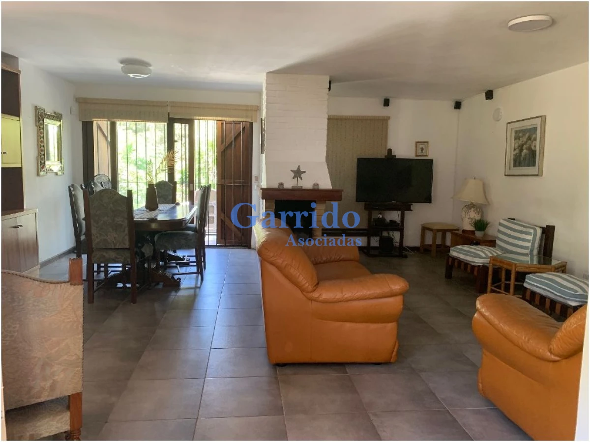 Casa ID.2000 - Alquilo Casa a 150 mtrs del mar de la brava