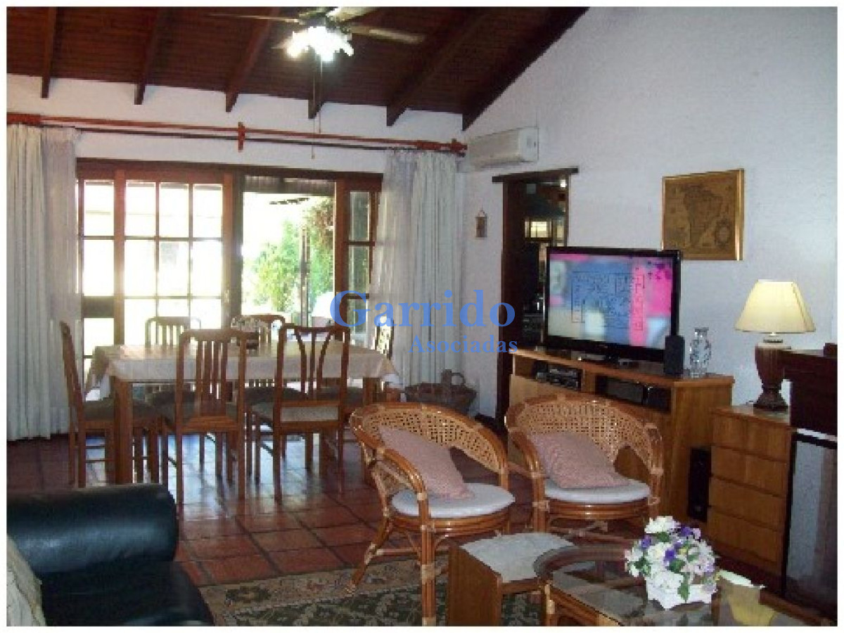 Casa ID.2010 - Venta y alquiler