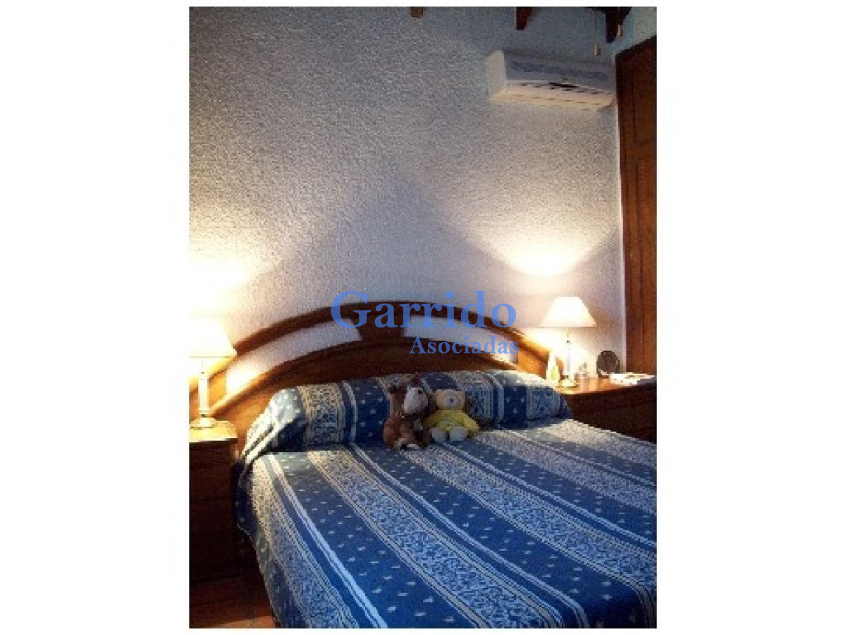 Casa ID.2010 - Venta y alquiler