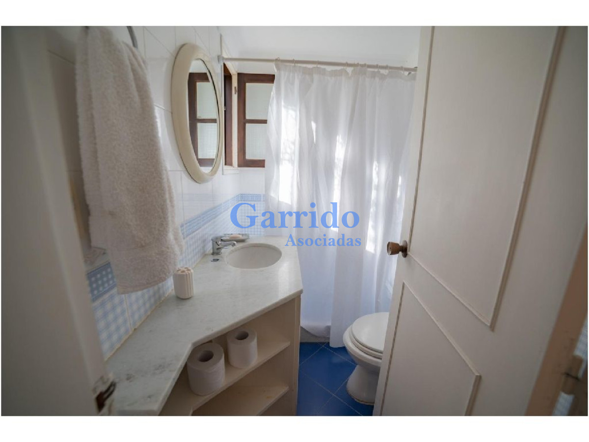 Casa ID.2124 - Casa en Punta del Este, Pinares
