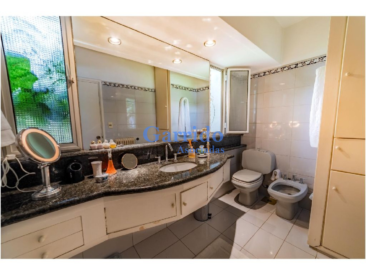 Casa ID.2124 - Casa en Punta del Este, Pinares