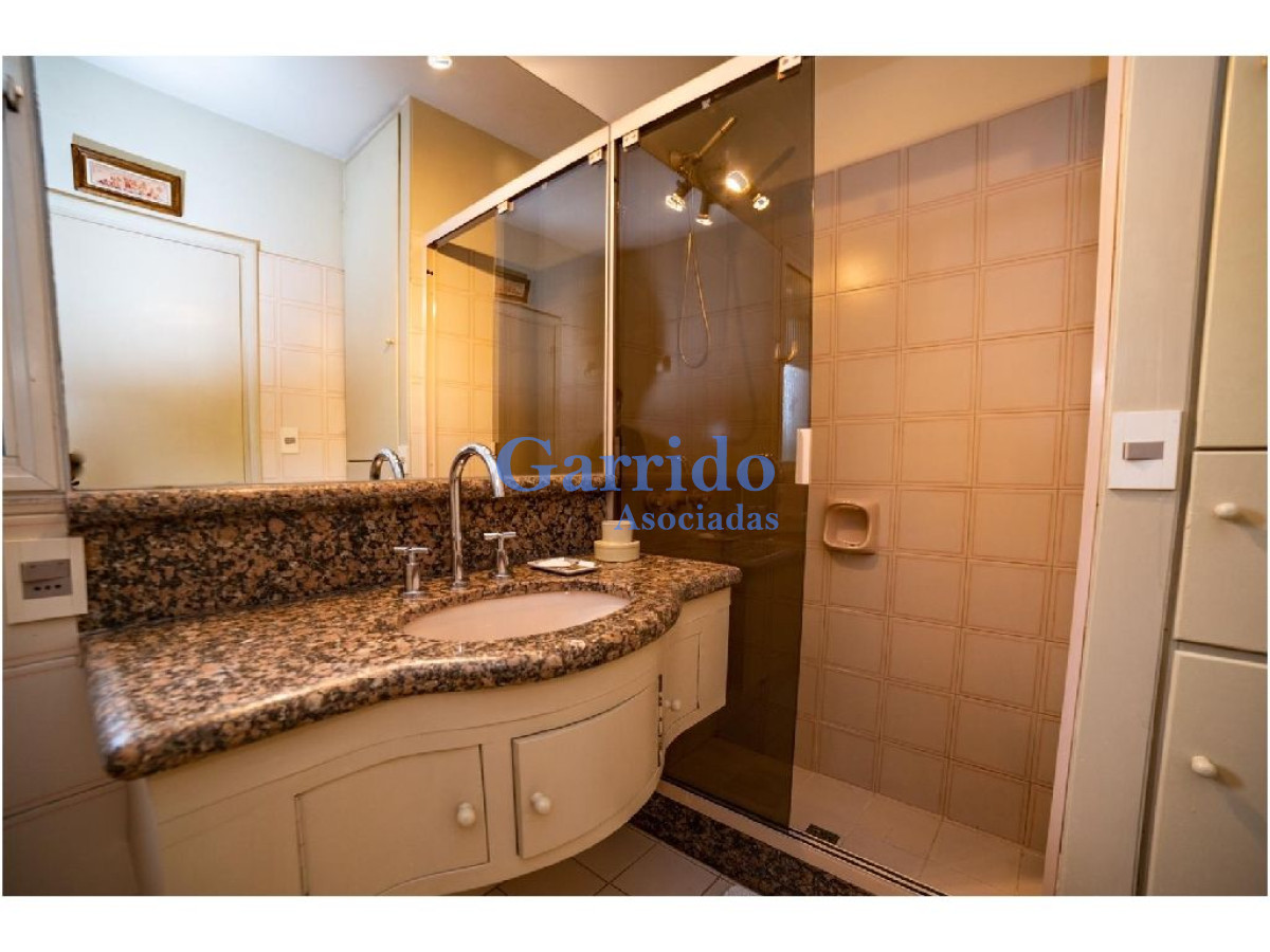 Casa ID.2124 - Casa en Punta del Este, Pinares
