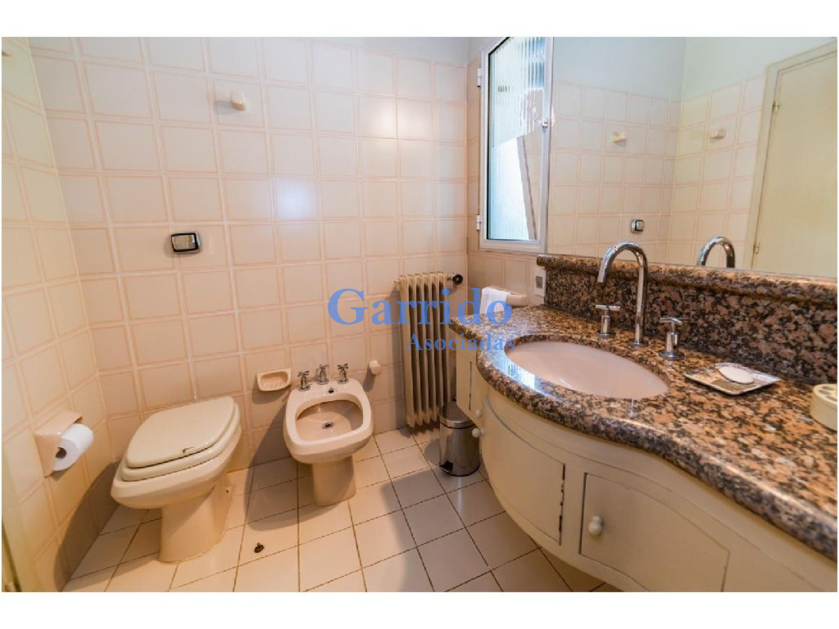 Casa ID.2124 - Casa en Punta del Este, Pinares