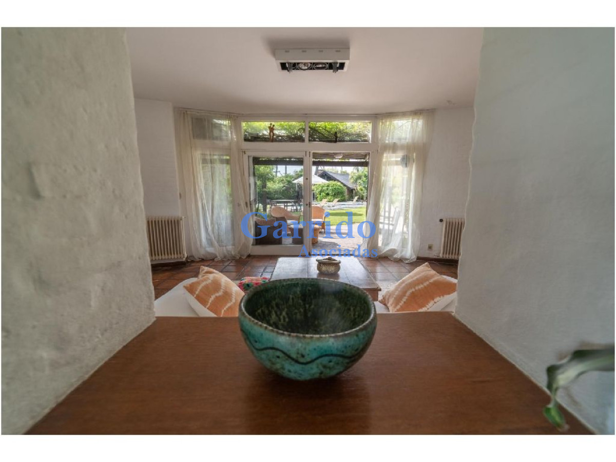 Casa ID.2124 - Casa en Punta del Este, Pinares