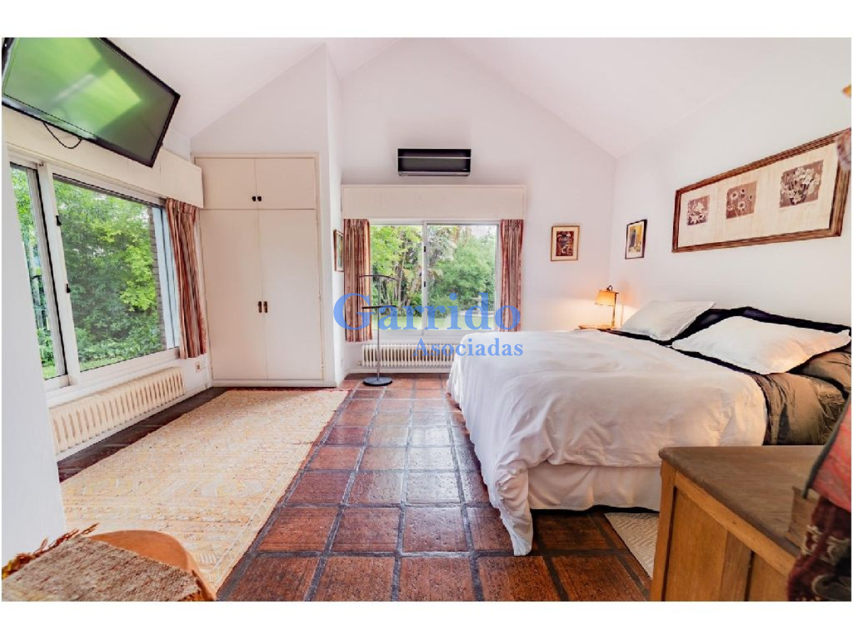 Casa ID.2124 - Casa en Punta del Este, Pinares