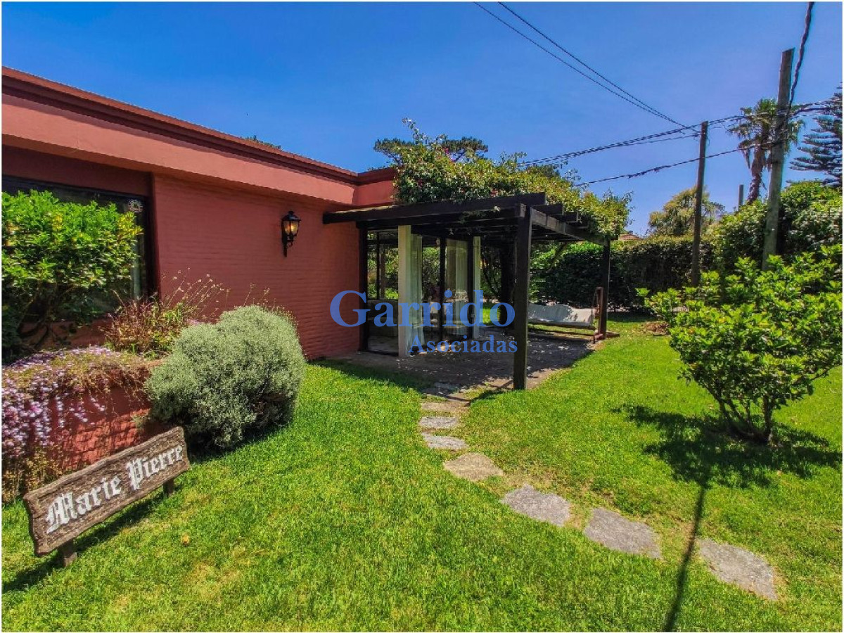Casa ID.2127 - Casa en Punta del Este, Mansa
