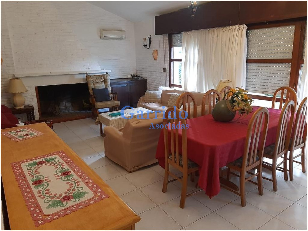 Casa ID.2142 - Vendo , 560 mtrs2.