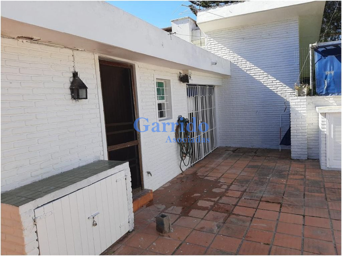 Casa ID.2142 - Vendo , 560 mtrs2.